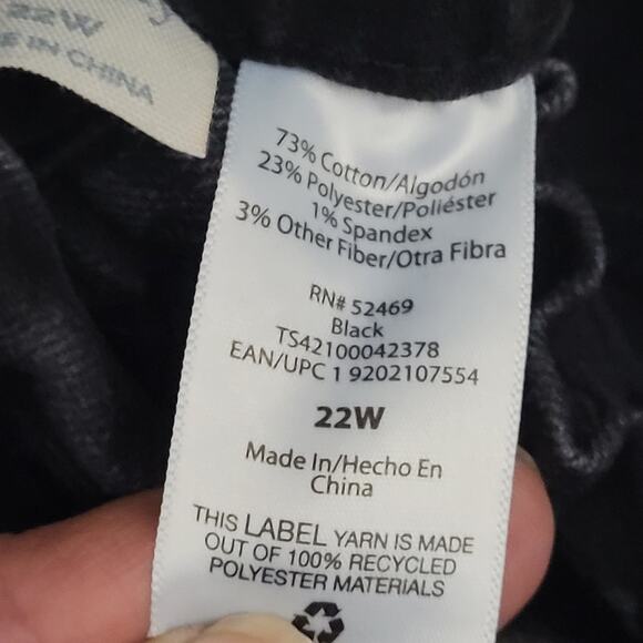 Terra & Sky Women's Plus Size 22W Black Paperbag Waist Jeans - Picture 3 of 15